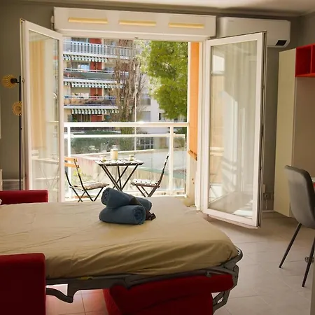 Avec Terrasse A *