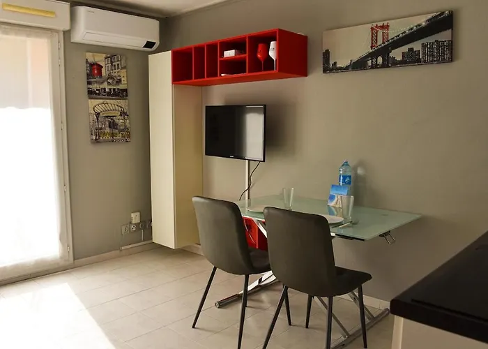 Апартаменты Avec Terrasse A Ницца